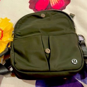 Lululemon Micro All night festival Bag 2L